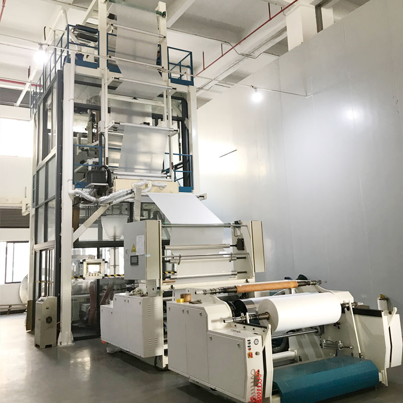 3 層 ABA インフレーションフィルム機はどのようにして品質を犠牲にすることなく材料コストを削減するのか